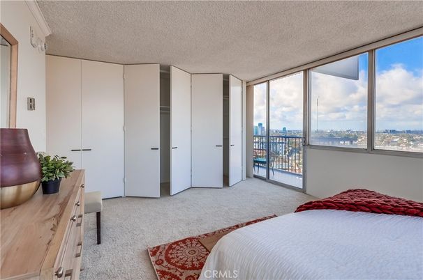 Bedroom, Interior, Water