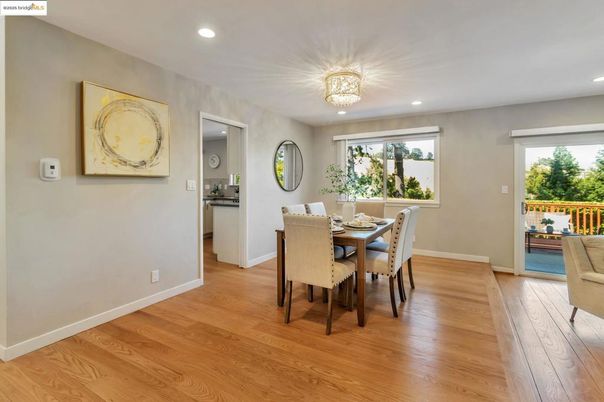 Dining room, Interior, Recessed Lighting, Wood Texture Flooring