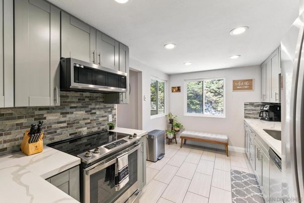 Interior, Kitchen, Recessed Lighting