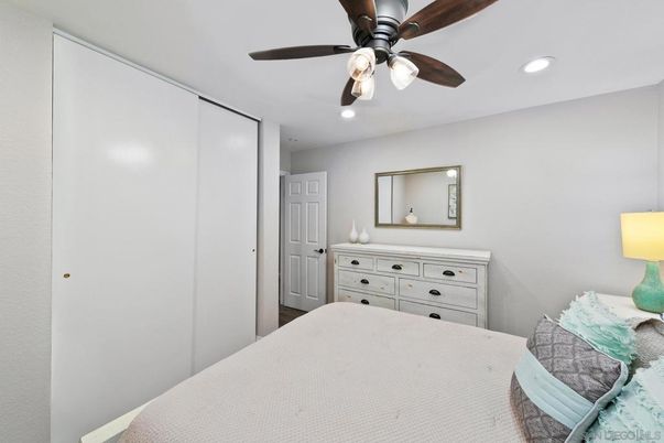 Bedroom, Interior, Recessed Lighting