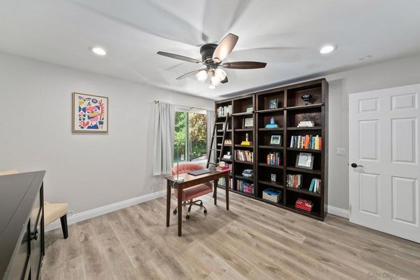 Home Office, Interior, Recessed Lighting, Wood Texture Flooring