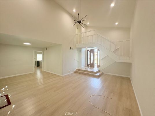 Interior, Pendant Lights, Recessed Lighting, Wood Texture Flooring