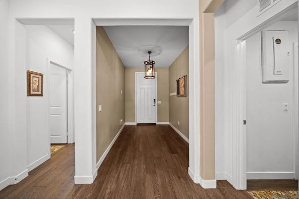 Interior, Pendant Lights, Wood Texture Flooring