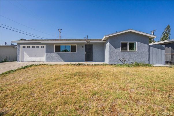 Attached, Backyard, Exterior, Facade, Ranch