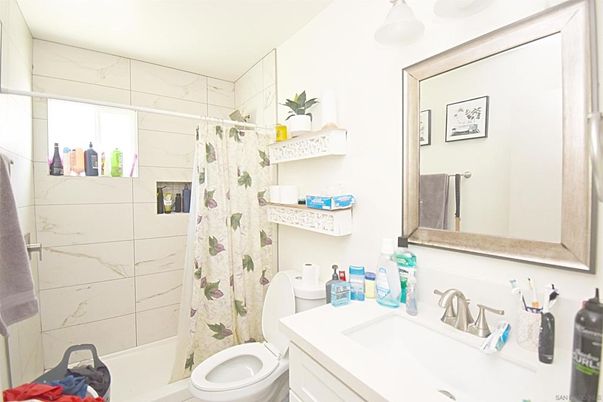 Bathroom, Interior, Marble Walls