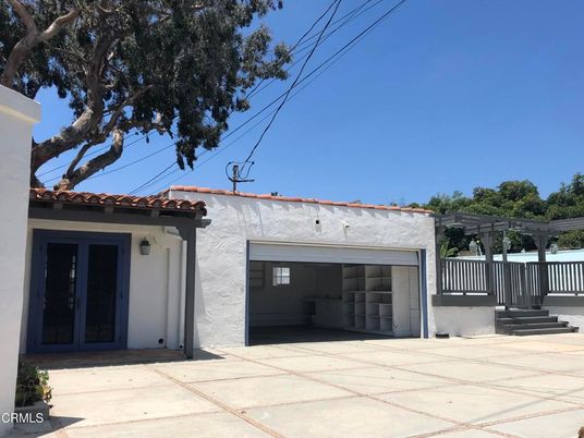 Detached Garage, Exterior