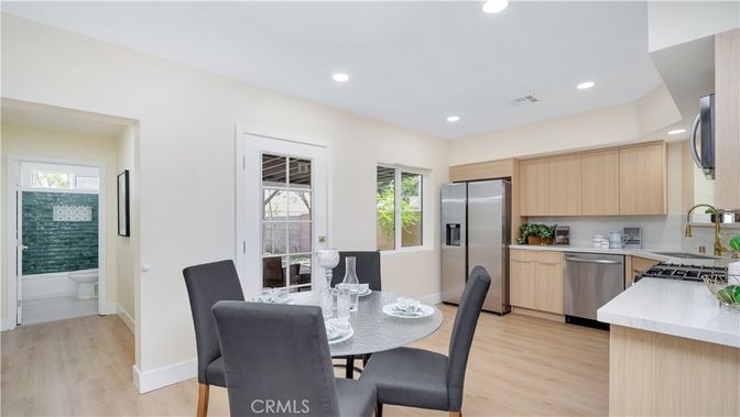 Dining room, Interior, Kitchen, Recessed Lighting, Stainless Steel Appliances, Wood Texture Flooring