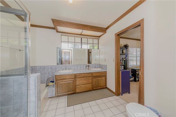 Bathroom, Dual Sink Vanities, Glass Shower, Interior