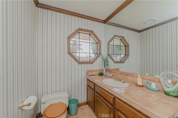 Bathroom, Dual Sink Vanities, Interior, Tile Countertops