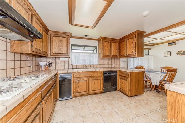 Interior, Kitchen, Tile Countertops