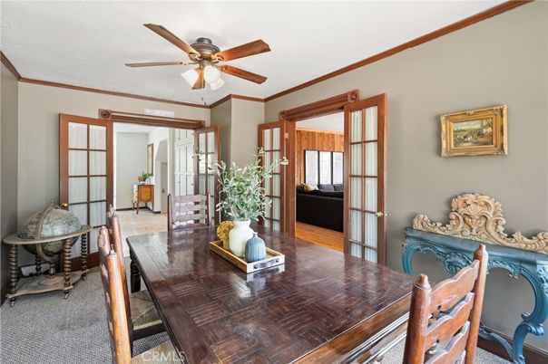 Dining room, Interior