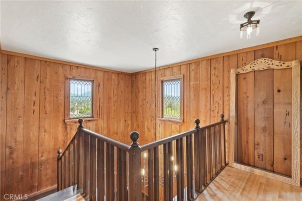 Empty room, Interior, Wood Texture Flooring, Wooden Walls