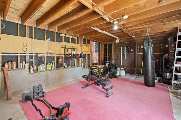 Fitness Equipment, Interior, Wooden Beams, Wooden Ceilings