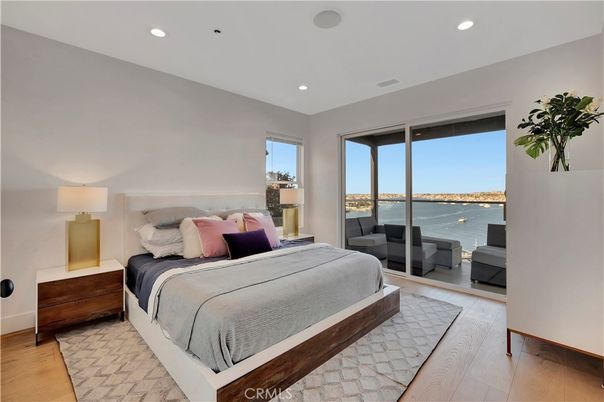 Bedroom, Interior, Recessed Lighting, Water, Wood Texture Flooring