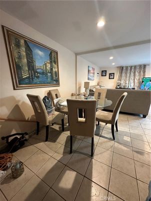 Dining room, Interior, Recessed Lighting