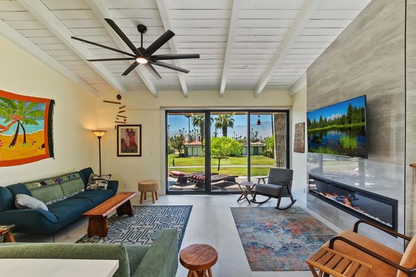 Fireplace, Interior, Living room