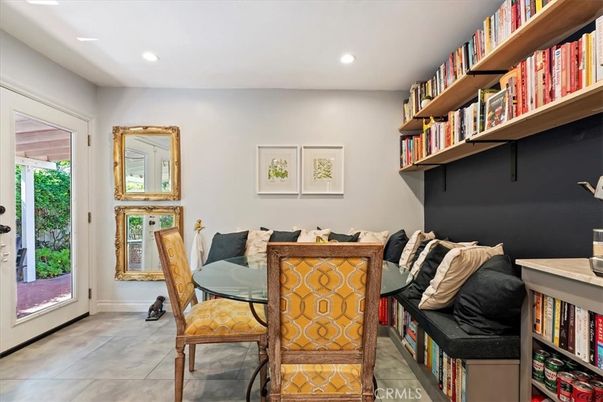 Dining room, Interior, Recessed Lighting