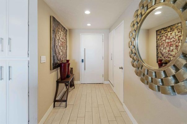 Interior, Recessed Lighting, Wood Texture Flooring