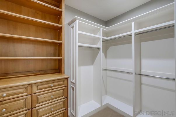 Interior, Walk-in Closets