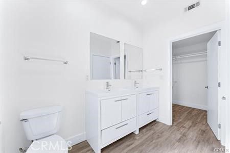 Bathroom, Interior, Recessed Lighting, Wood Texture Flooring
