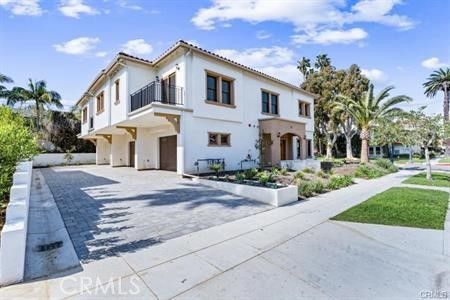 Backyard, Exterior, Facade, Mediterranean