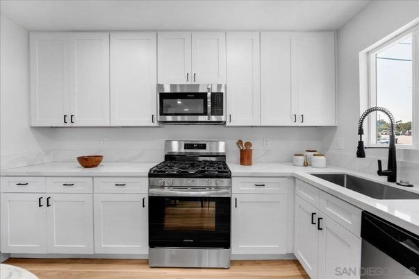 Interior, Kitchen, Stainless Steel Appliances, Wood Texture Flooring