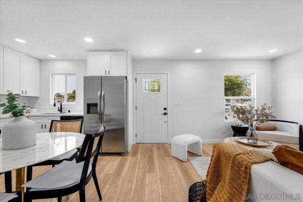 Dining room, Interior, Kitchen, Recessed Lighting, Stainless Steel Appliances, Wood Texture Flooring