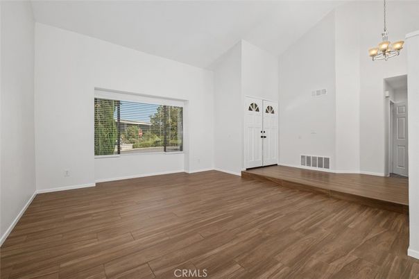 Chandelier, Empty room, Interior, Wood Texture Flooring