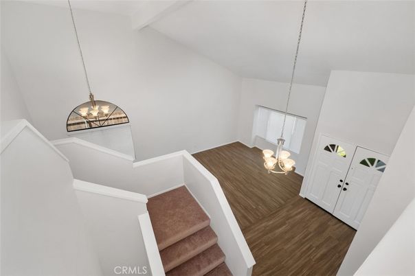 Interior, Pendant Lights, Wood Texture Flooring