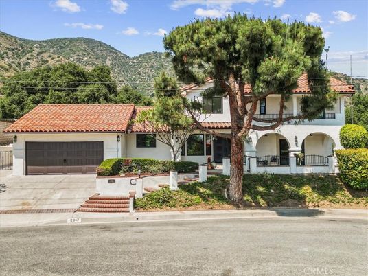 Attached, Exterior, Facade, Spanish Mediterranean
