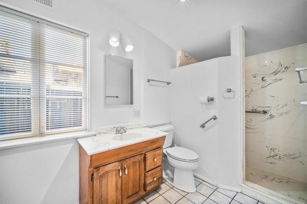 Bathroom, Interior, Marble Walls