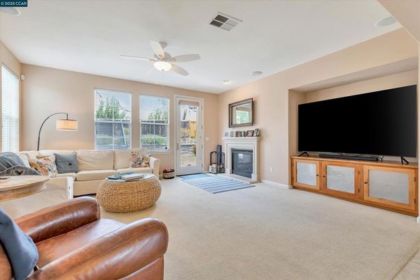 Fireplace, Interior, Living room