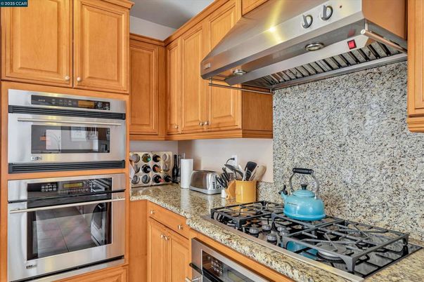 Interior, Kitchen, Stainless Steel Appliances