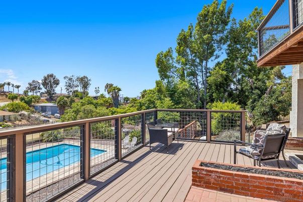 Exterior, Pool, Other