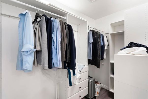 Interior, Walk-in Closets, Wood Texture Flooring