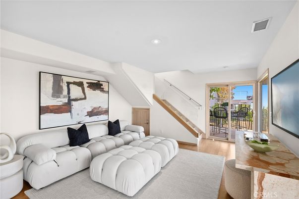 Interior, Living room, Projection Screen, Recessed Lighting, Wood Texture Flooring