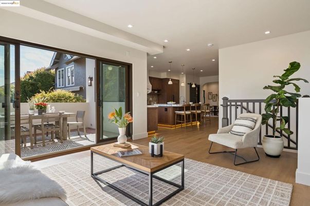 Dining room, Interior, Kitchen, Living room, Pendant Lights, Recessed Lighting, Wood Texture Flooring