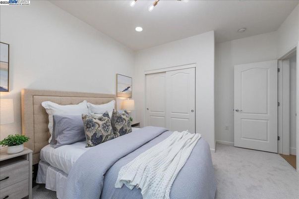 Bedroom, Interior, Recessed Lighting