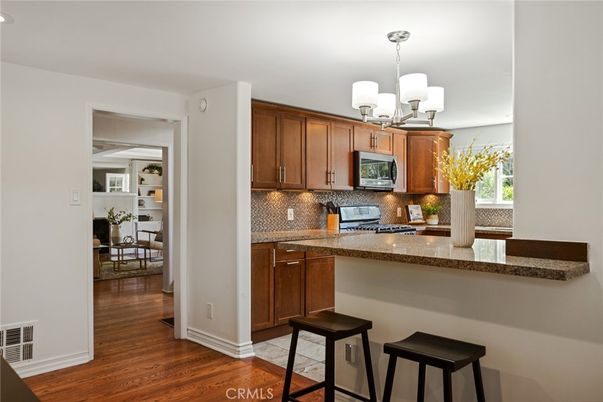 Chandelier, Dining room, Interior, Kitchen, Wood Texture Flooring