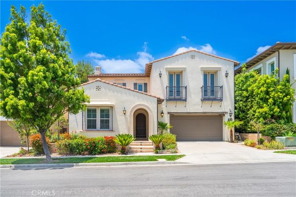 Attached, Exterior, Facade, Spanish Mediterranean