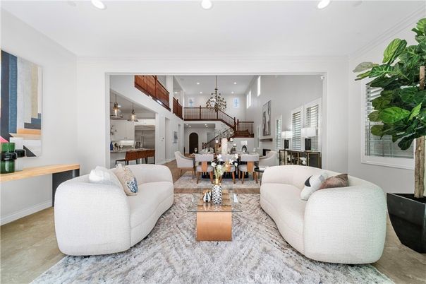 Chandelier, Dining room, Interior, Living room, Pendant Lights, Recessed Lighting