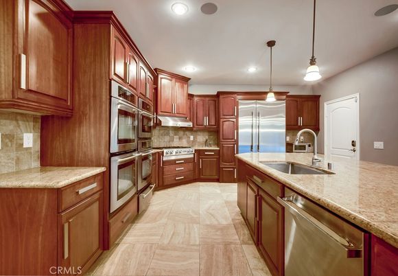 Interior, Kitchen, Pendant Lights, Recessed Lighting, Stainless Steel Appliances