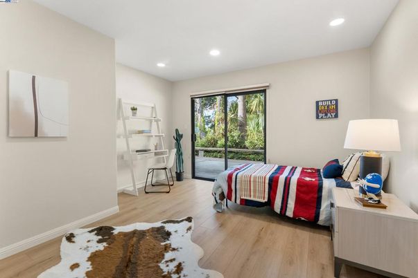 Bedroom, Interior, Recessed Lighting, Wood Texture Flooring