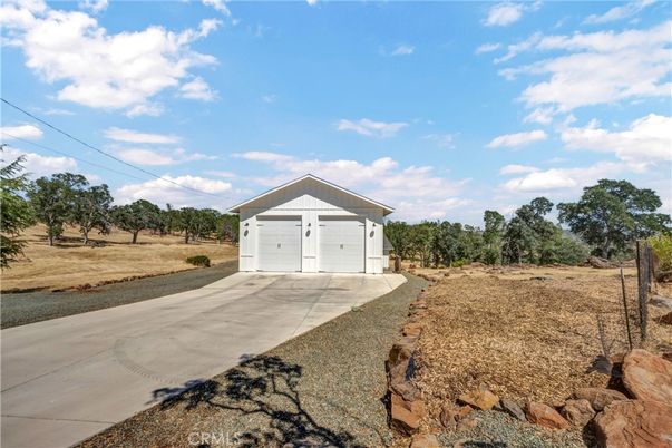 Backyard, Detached Garage, Exterior