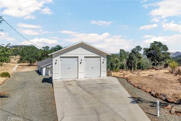 Detached Garage, Exterior