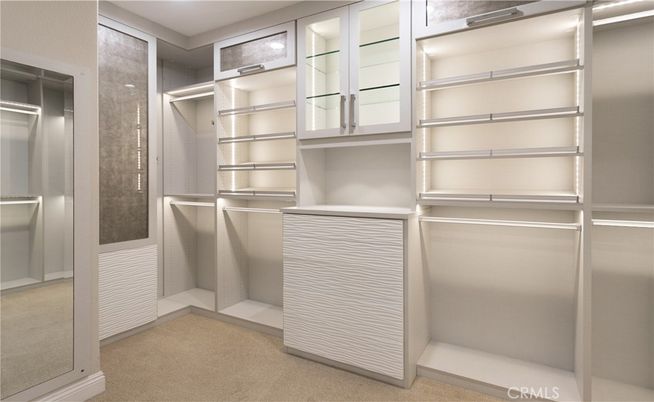 Interior, Walk-in Closets