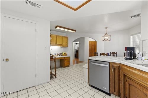 Interior, Kitchen, Pendant Lights, Tile Countertops