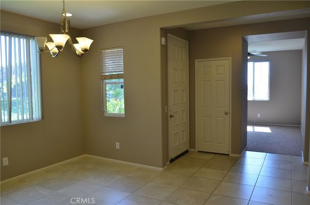 Chandelier, Empty room, Interior, Pendant Lights