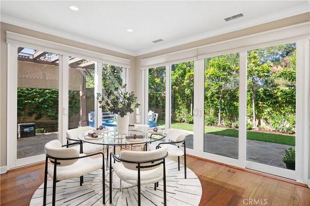 Dining room, Interior, Recessed Lighting, Sun Room, Wood Texture Flooring