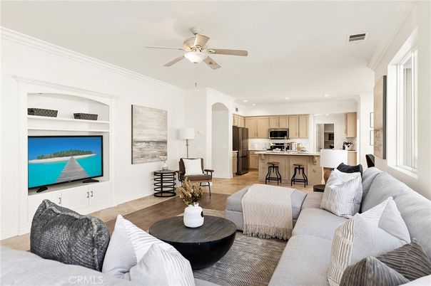 Interior, Kitchen, Living room, Recessed Lighting, Stainless Steel Appliances